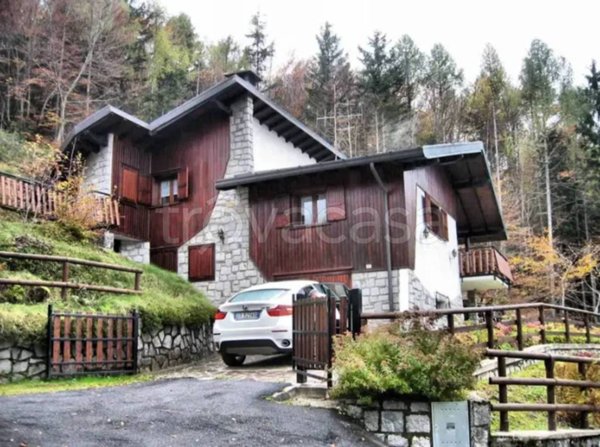 casa indipendente in vendita ad Artogne in zona Montecampione