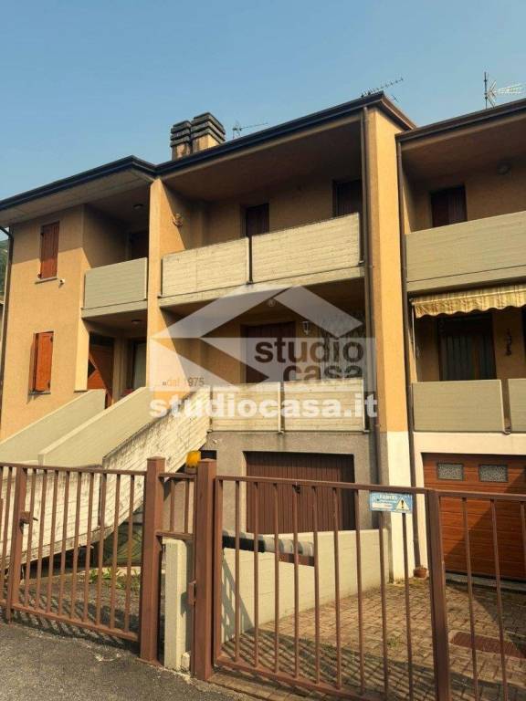 casa indipendente in vendita ad Artogne
