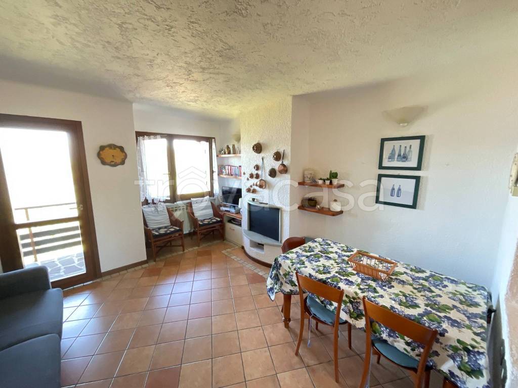 appartamento in vendita ad Artogne in zona Montecampione