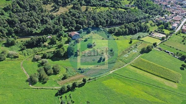 casale in vendita ad Artogne