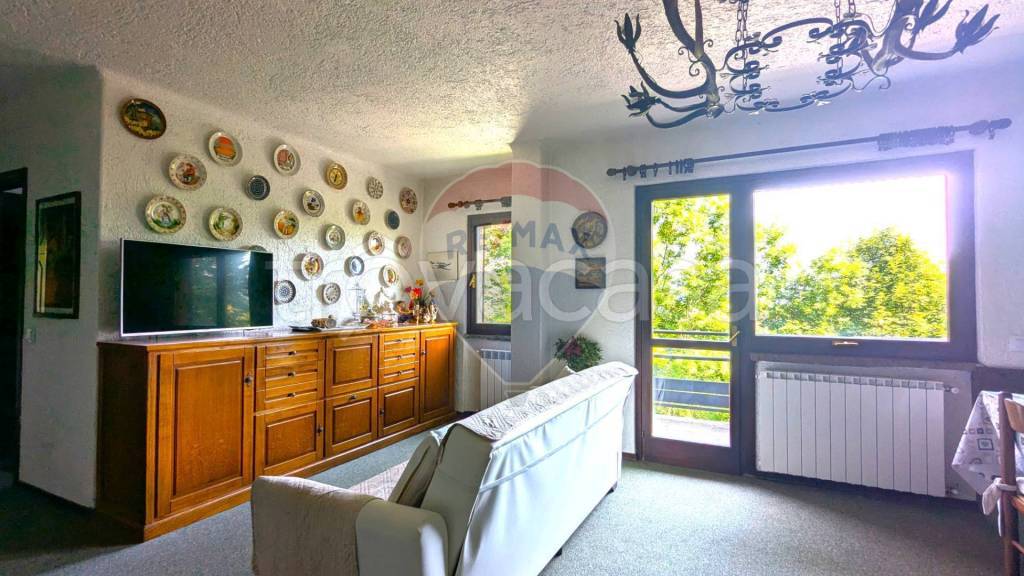 appartamento in vendita ad Artogne in zona Montecampione