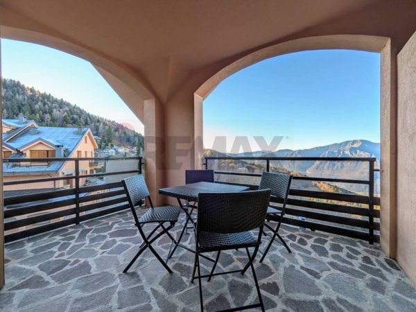 appartamento in vendita ad Artogne in zona Montecampione