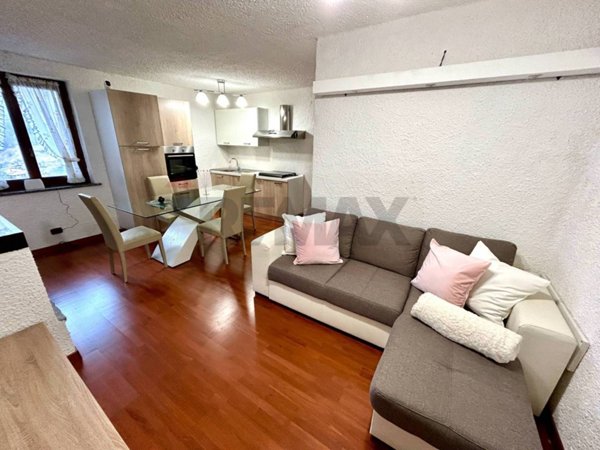 appartamento in vendita ad Artogne in zona Acquebone