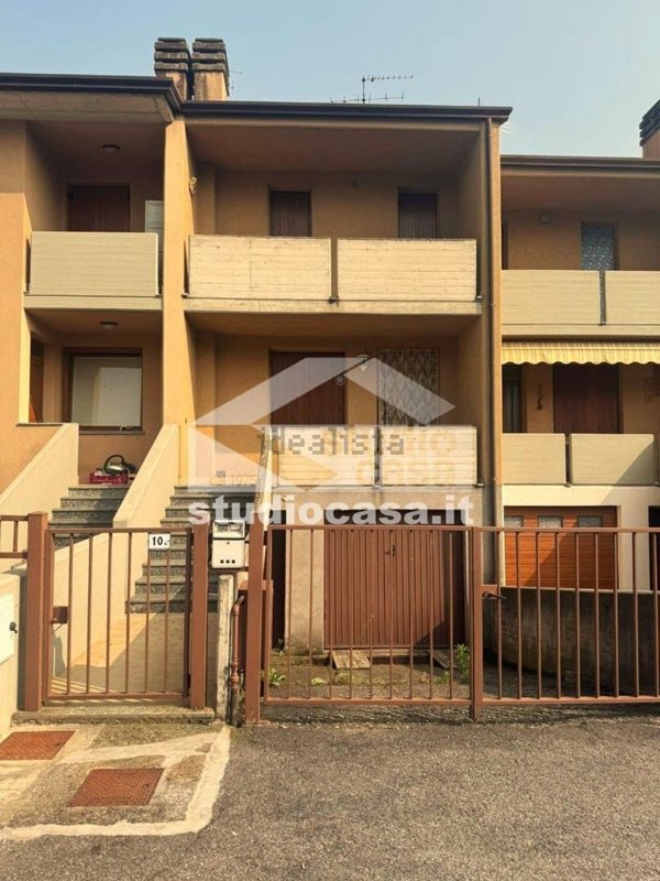 casa indipendente in vendita ad Artogne