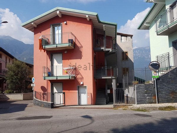 appartamento in vendita ad Artogne