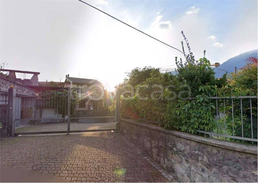 casa indipendente in vendita ad Artogne