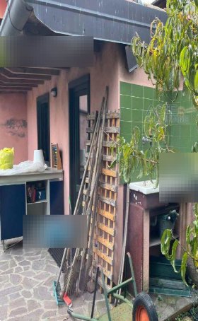 locale di sgombero in vendita ad Artogne