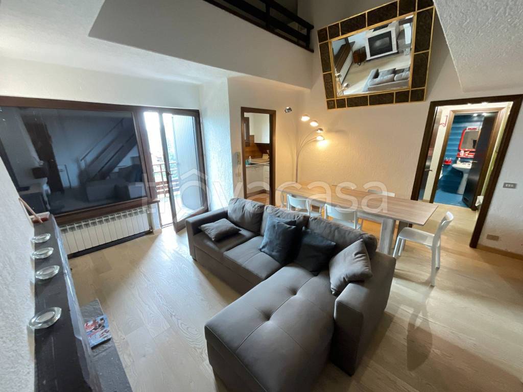 appartamento in vendita ad Artogne in zona Montecampione