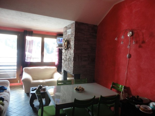 appartamento in vendita ad Artogne in zona Montecampione