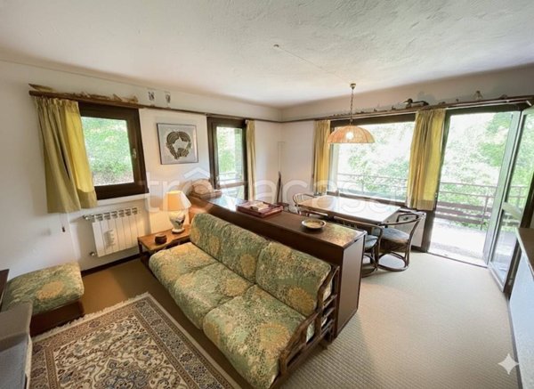 appartamento in vendita ad Artogne in zona Montecampione