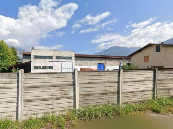 locale commerciale in vendita ad Artogne