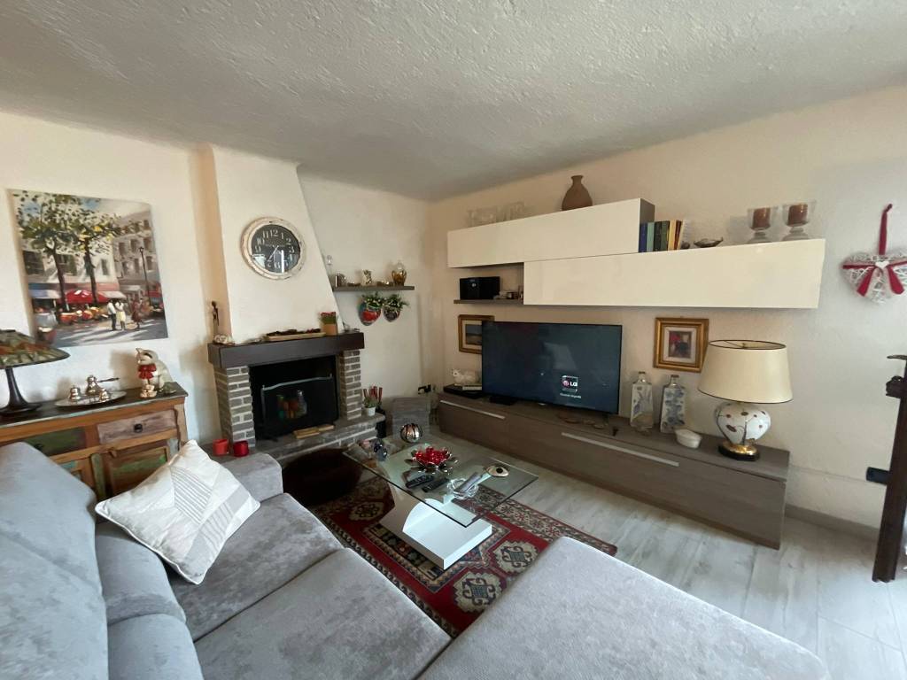 appartamento in vendita ad Artogne in zona Montecampione