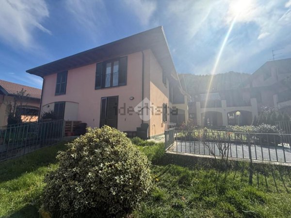 appartamento in vendita ad Artogne in zona Piazze