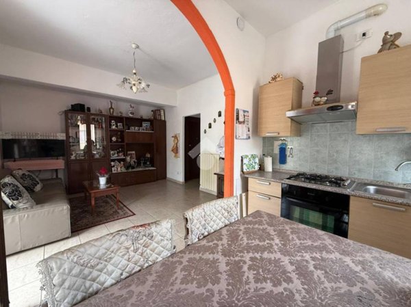appartamento in vendita ad Artogne in zona Piazze