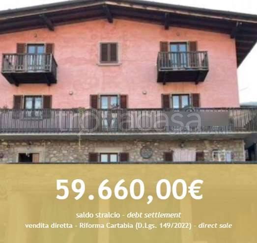 appartamento in vendita ad Artogne in zona Piazze