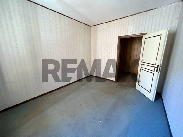 casa indipendente in vendita ad Artogne in zona Piazze