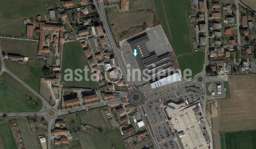 locale commerciale in vendita a Caselle Torinese