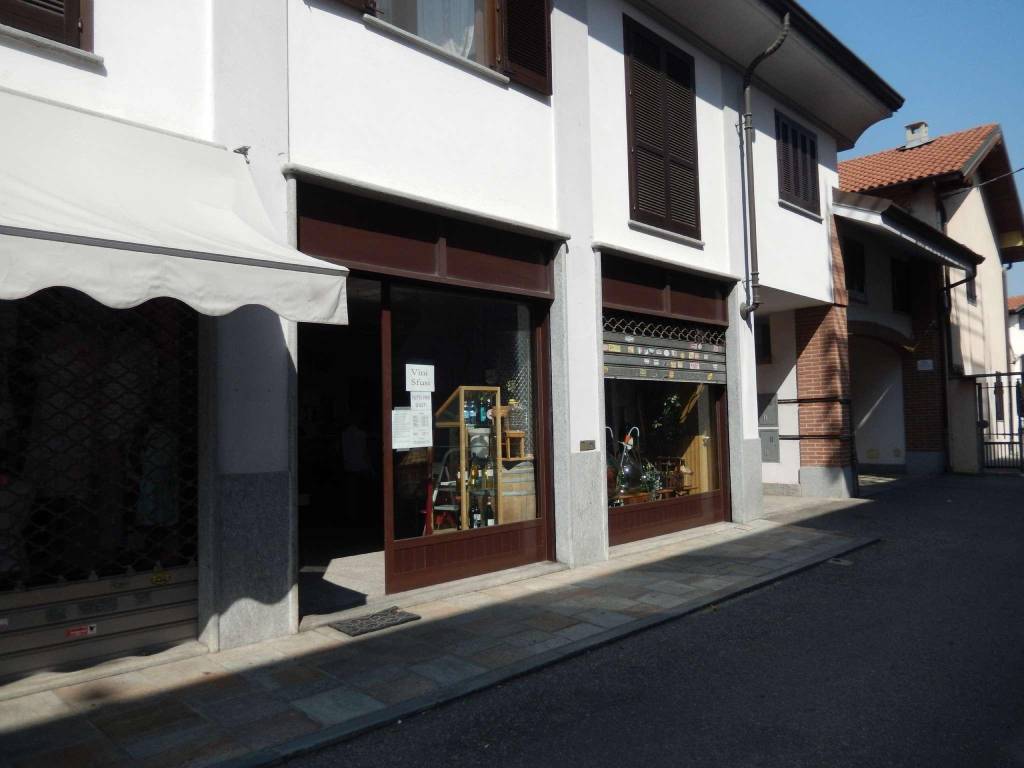 negozio in vendita a Caselle Torinese