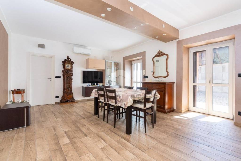 casa indipendente in vendita a Caselle Torinese
