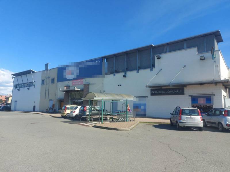 negozio in vendita a Caselle Torinese