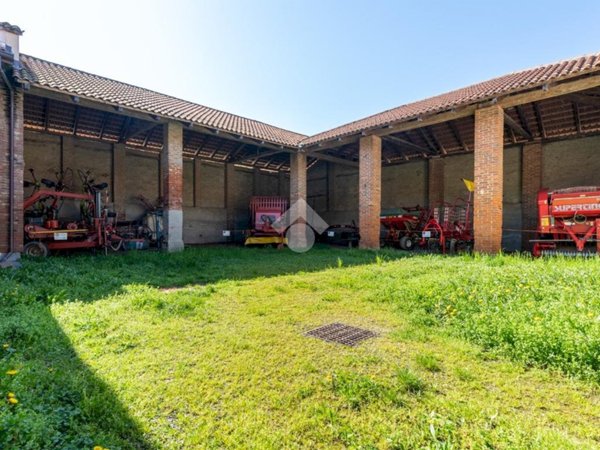 casale in vendita a Caselle Torinese