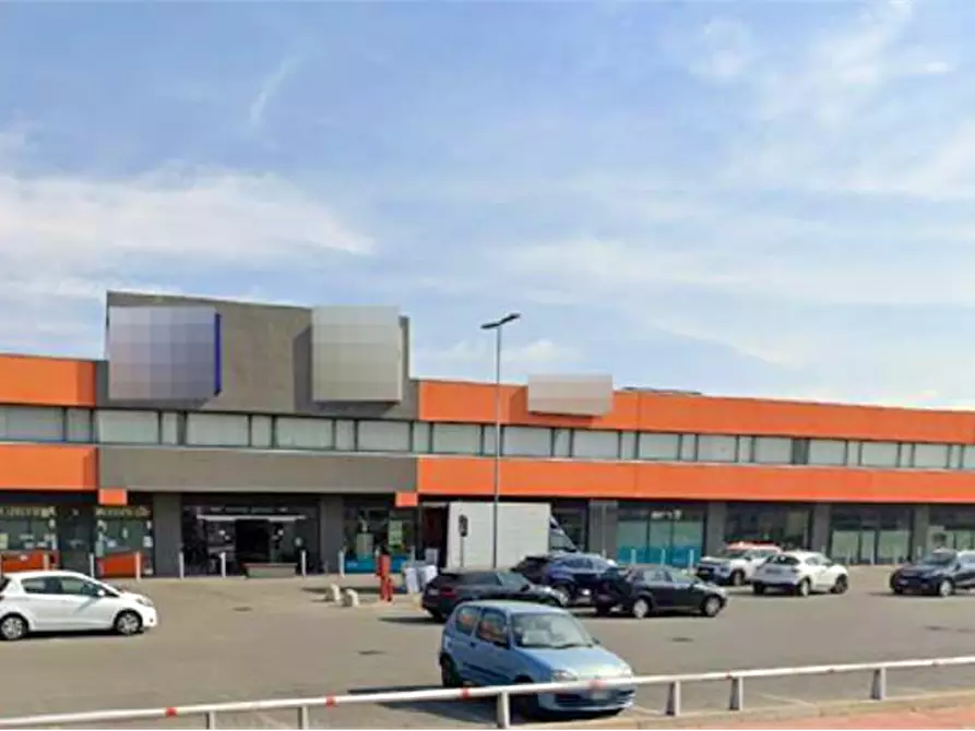 negozio in vendita a Caselle Torinese