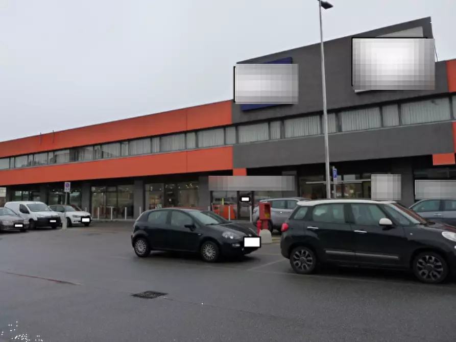 negozio in vendita a Caselle Torinese