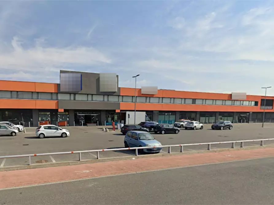 negozio in vendita a Caselle Torinese
