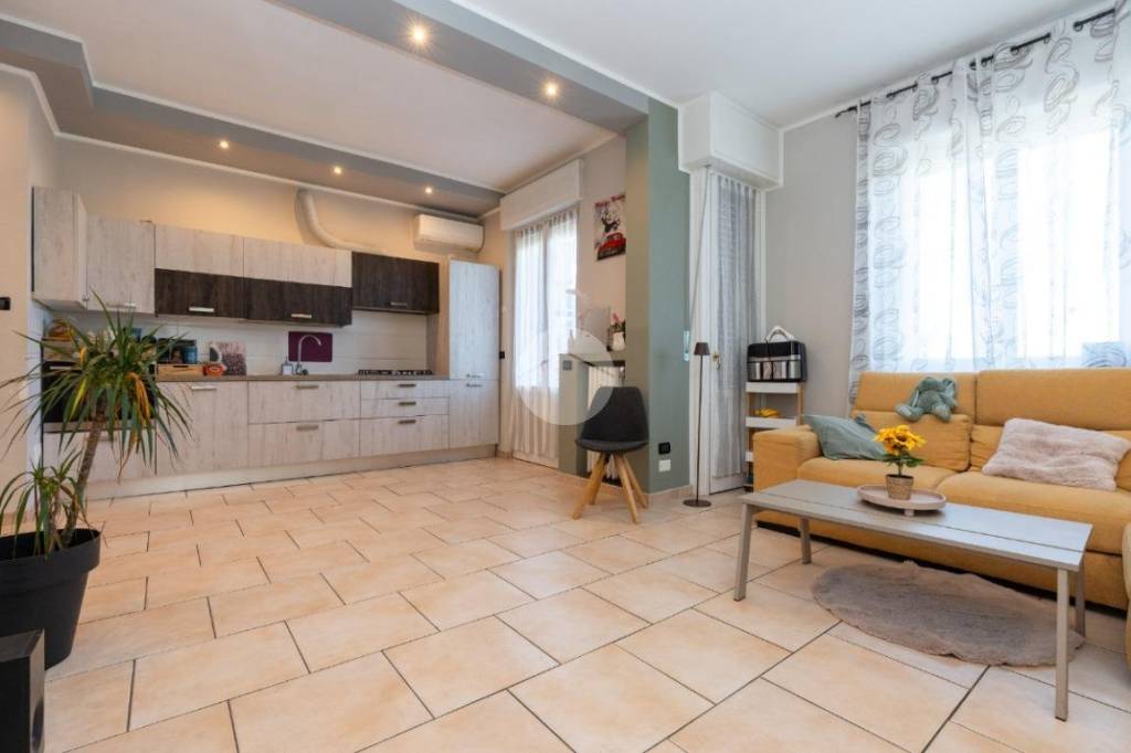 appartamento in vendita a Caselle Torinese