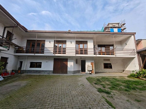 casa indipendente in vendita a Caselle Torinese