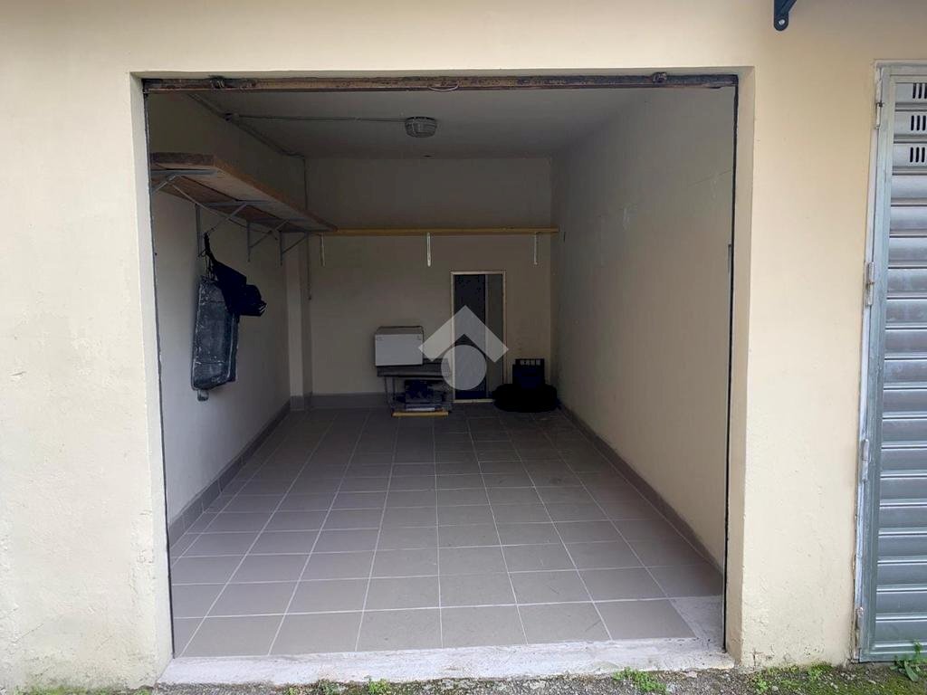 locale di sgombero in vendita a Caselle Torinese