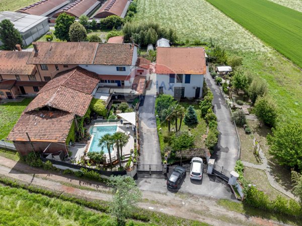 casa indipendente in vendita a Caselle Torinese