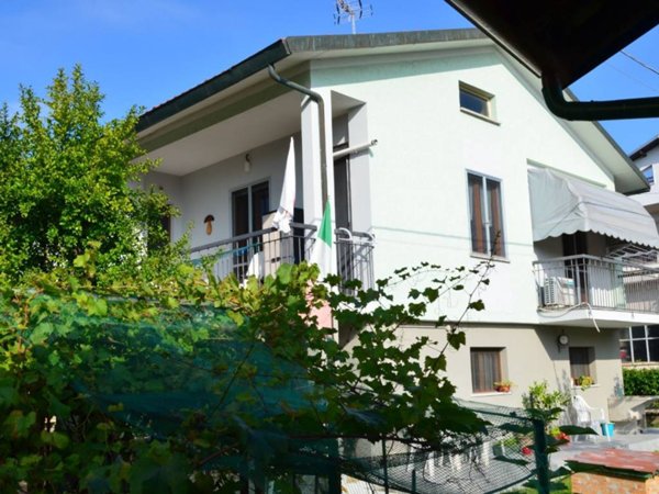 casa indipendente in vendita a Caselle Torinese