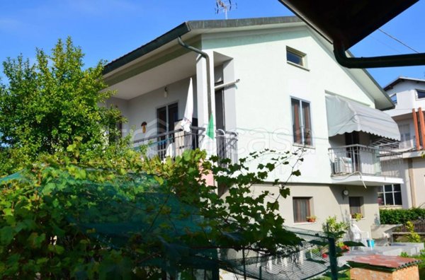 casa indipendente in vendita a Caselle Torinese