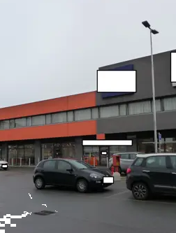 locale commerciale in vendita a Caselle Torinese