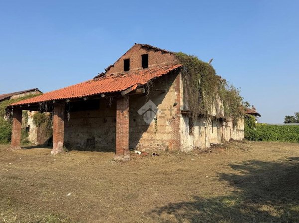 casale in vendita a Caselle Torinese
