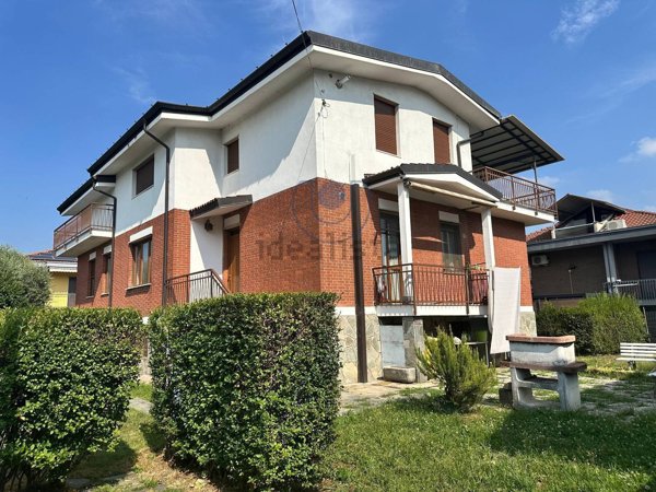 casa indipendente in vendita a Caselle Torinese