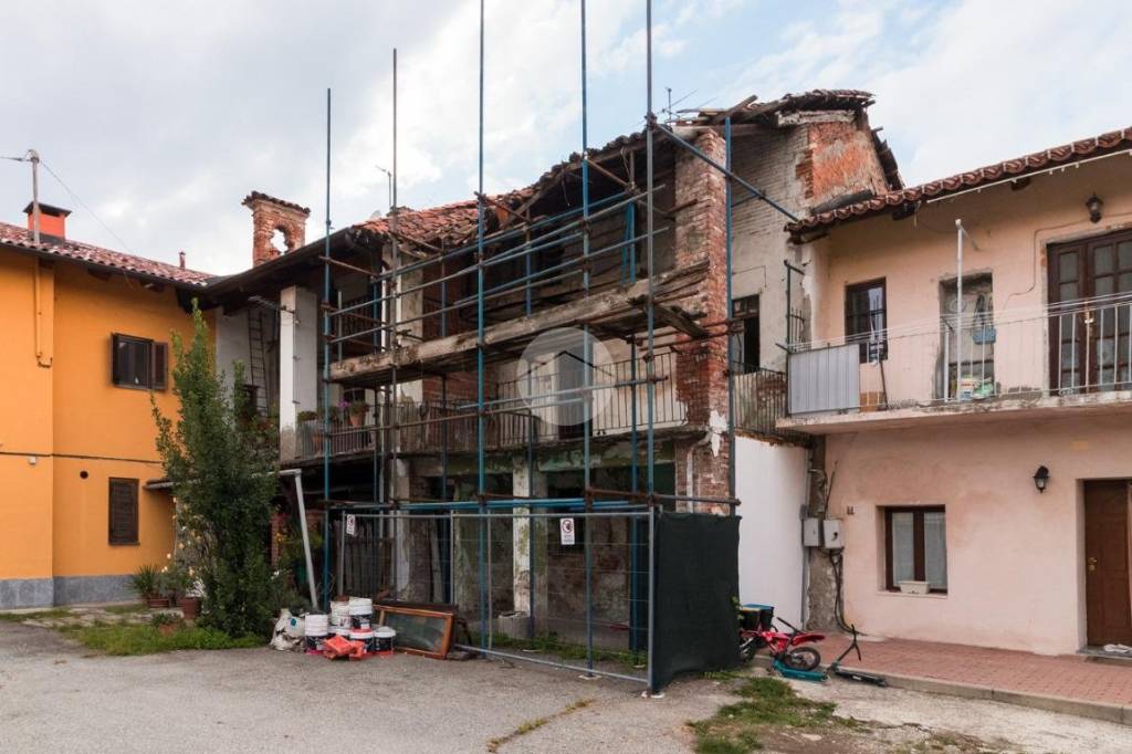 casa indipendente in vendita a Caselle Torinese