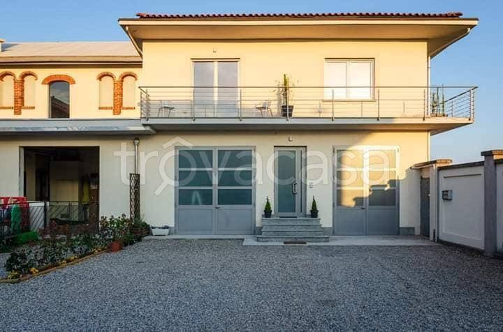 negozio in vendita a Caselle Torinese