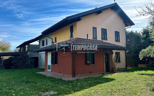 casa indipendente in vendita a Caselle Torinese