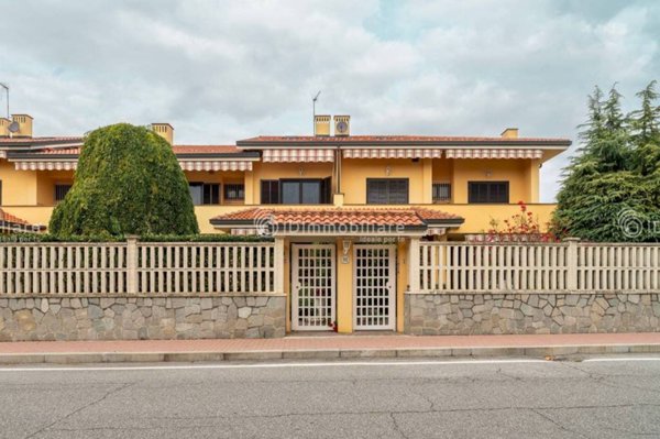 casa indipendente in vendita a Caselle Torinese