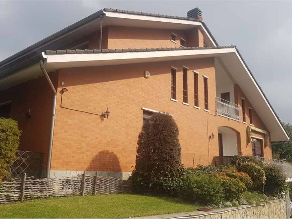 casa indipendente in vendita a Caselle Torinese