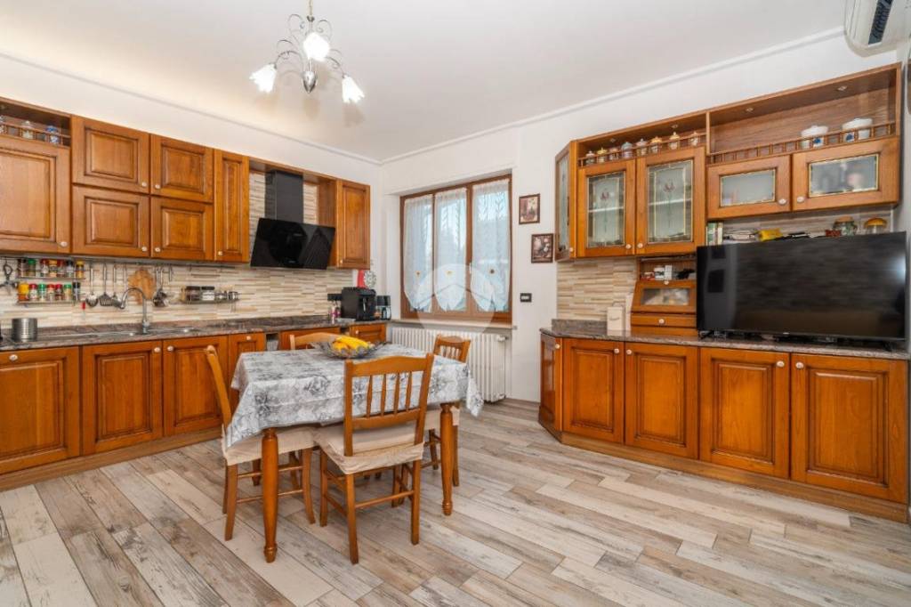 casa indipendente in vendita a Caselle Torinese