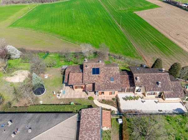 casa indipendente in vendita a Caselle Torinese