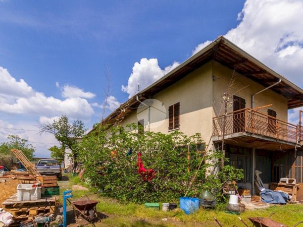 casale in vendita a Caselle Torinese