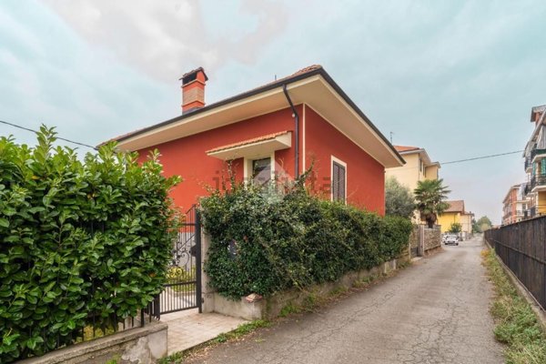 casa indipendente in vendita a Caselle Torinese