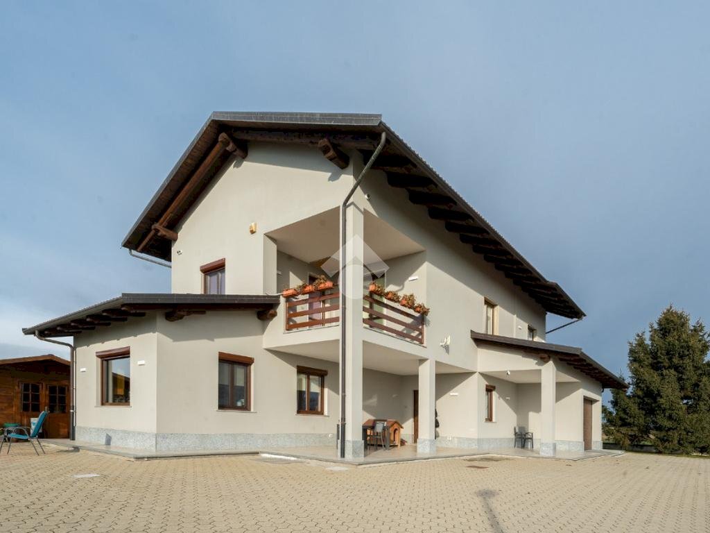 casa indipendente in vendita a Caselle Torinese