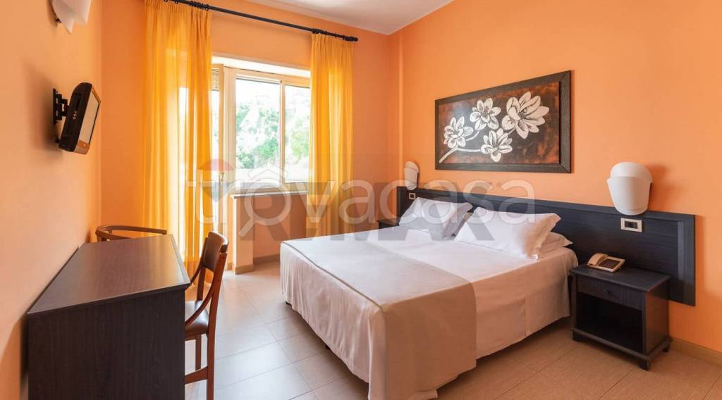 negozio in vendita a Caselle Torinese