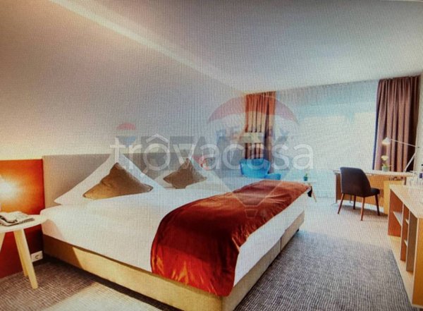 negozio in vendita a Caselle Torinese