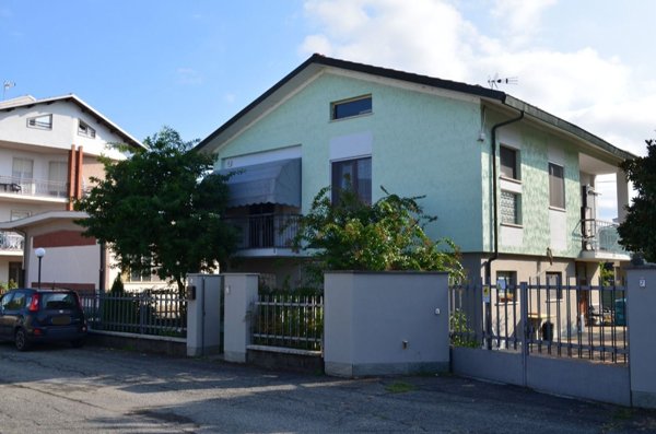 casa indipendente in vendita a Caselle Torinese